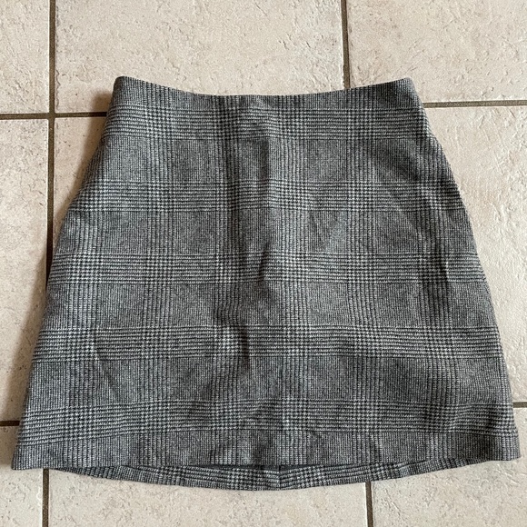 Aritzia Wool Mini Skirt - Picture 1 of 2